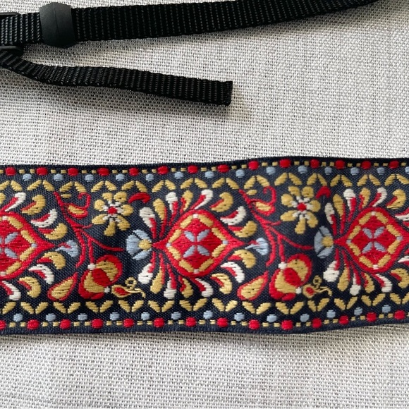 Capturing Couture Adjustable Camera Strap 2” Harmony DSLR Mirrorless Neck Sholde - Picture 7 of 10